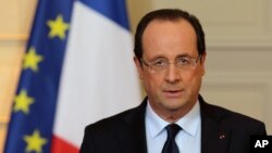 Tổng thống Pháp Francois Hollande phát biểu về tình hình ở Mali tại điện Elysee, Paris, 11/1/2013