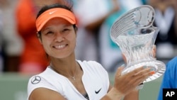 Li Na đã thôi thi đấu sau khi bị loại ở vòng 3 giải Wimbledon năm nay. 