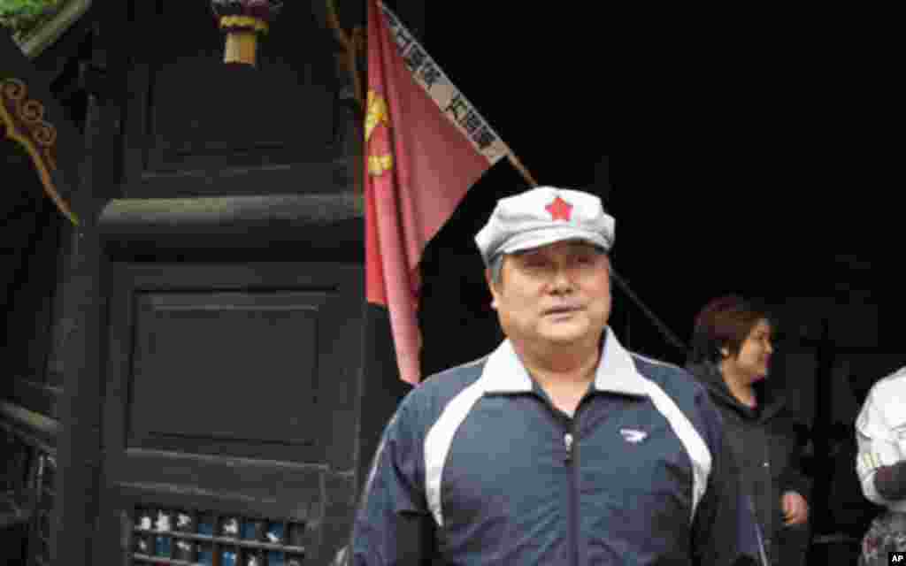 化装照像是游客很喜欢的一项活动(3)