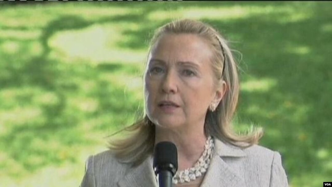 Hillary Clinton: Iran harus menanggapi segera 'pertanyaan sungguh-sungguh' dalam laporan PBB soal program nuklirnya.