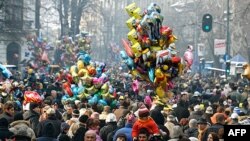 Tradicionalna prvojanuarska manifestacija "Ulica otvorenog srca" u Beogradu čiji je prihod ove godine namenjen zemljotresom pogođenom Kraljevu