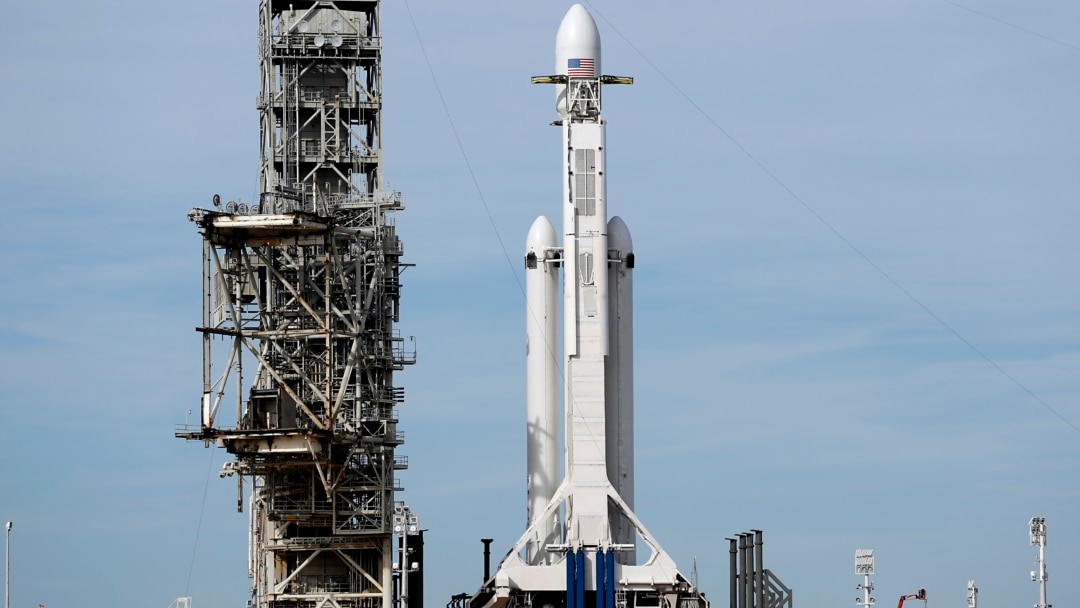 Space News | Starship's 33 Raptor engines power the Super