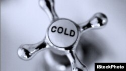 'Cold' as an adverb means suddenly and completely.