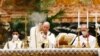 Paus Fransiskus memimpin Ibadah Paskah di Basilika Santo Petrus yang nyaris kosong karena pembatasan untuk meredam penyebaran virus corona, Vatikan, Sabtu, 3 April 2021. 