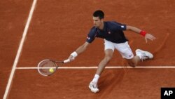 Ekspresno do pobede: Novak Đoković tokom meča protiv Nikolasa Devildea