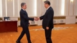 El Secretario de Estado de Estados Unidos, Antony Blinken, se reúne con el presidente chino Xi Jinping en el Gran Salón del Pueblo, en Beijing, China, el 26 de abril de 2024. Mark Schiefelbein/Pool vía REUTERS