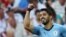 L'Uruguayen Luis Suarez se félicite de son but contre l'Arabie Saoudite, lors du Mondial 2018, le 20 juin 2018.