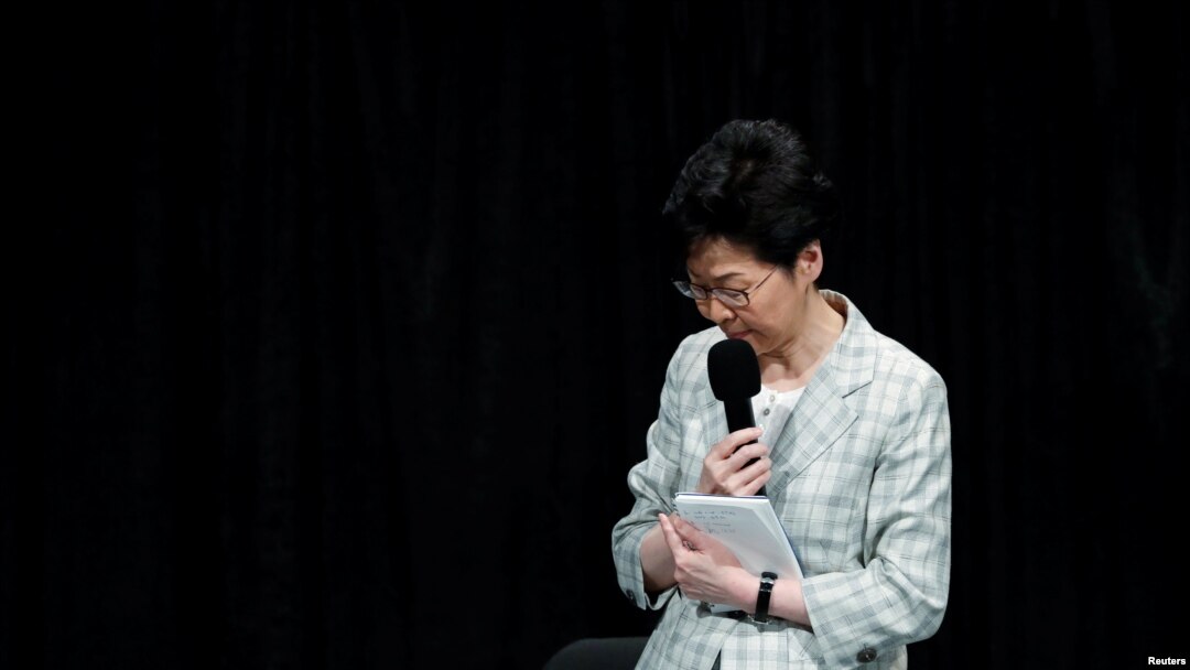 Trưởng đặc khu Hong Kong Carrie Lam tại cuộc đối thoại mở tại Hong Kong, ngày 26/9/2019. REUTERS/Tyrone Siu