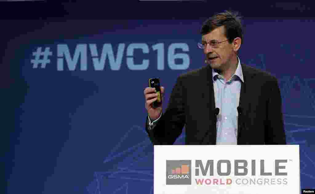 Vodafone's Chief Executive Vittorio Colao delivers a keynote speech during the Mobile World Congress in Barcelona, Spain Feb. 22, 2016. 