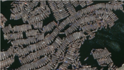 지난 5월 청진 일대에서 촬영된 고기잡이 목선들. 자료=Maxar Technologies / Google Earth