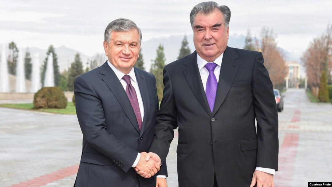 O'zbekiston Prezidenti Shavkat Mirziyoyev Tojikiston rahbari Emomali Rahmon bilan