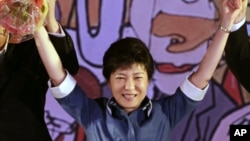 20일 전당대회에서 84%의 지지를 얻어 새누리당의 대선 후보로 선출된 박근혜 후보.