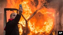 100,000 Workers Protest Belgian Austerity Measures