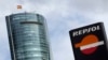 Logo Repsol di depan gedung Torre Espacio di Madrid, 13 April 2012. 