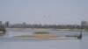 کاهش چشمگیر سطح آب رودخانه دجله در نزدیکی بغداد، عراق - ۲۸ مه ۲۰۲۲