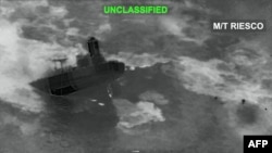 Cкриншот видео, распространенного CENTCOM 9 сентября 2026 г., где  запечатлен удар по иранскому танкеру в Оманском заливе. (AFP PHOTO/US CENTRAL COMMAND PUBLIC AFFAIRS)