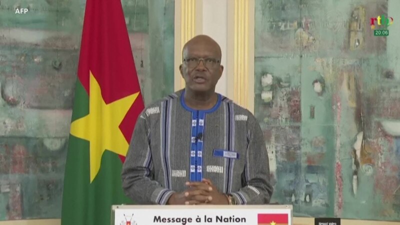 Burkina: la garde rapprochée du président Kaboré a tenté de résister aux putschistes
