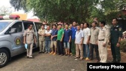 Twelve Vietnamese nationals were arrested by Cambodian authorities in Ratanakkiri Province over an alleged illegal border trespassing and deforestation. (Photo: Royal Government of Cambodia) 