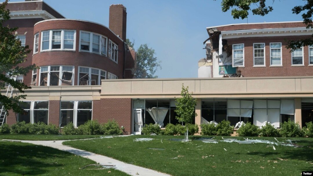 Una explosión en la escuela superior Minnehaha Academy, en Minneapolis, Minnesota, ha dejado al menos dos desaparecidos y cinco heridos.