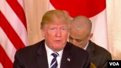 El presidente de EE.UU. Donald Trump dijo que su gobierno está sosteniendo conversaciones a niveles muy altos con Corea del Norte. Abril 17 de 2018. Foto: Steve Herman, VOA.