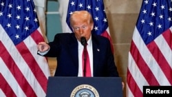 Presiden Donald Trump berpidato dalam National Breakfast Prayer di Washington Hilton, Washington DC, Kamis, 6 Februari 2025. (Foto: Kent Nishimura/Reuters)