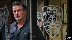 People Alec Baldwin