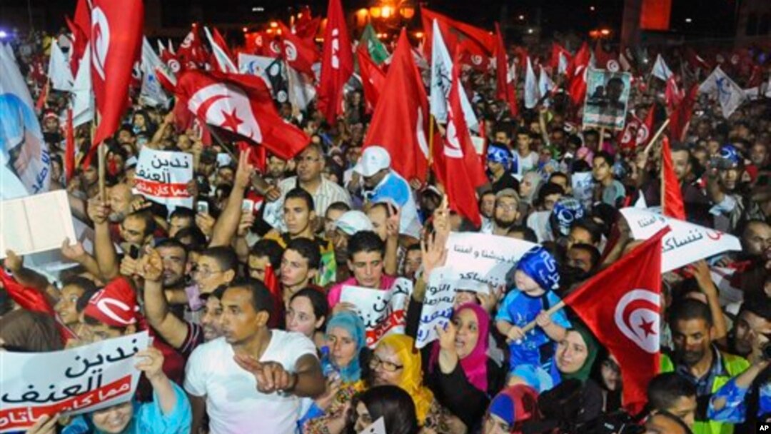 Ủng hộ viên của đảng Ennahda biểu tình trong thủ đô Tunis