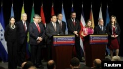 Menteri Luar Negeri Kanada Chrystia Freeland berbicara dalam konferensi pers penutup pertemuan Grup Lima di Ottawa, Ontario, Kanada, 4 Februari 2019. Grup Lima adalah kelompok negara-negara Amerika Latin.