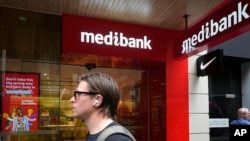 澳大利亚保险公司Medibank在2022年披露一名黑客窃取了970万个现有客户及前客户的个人信息，并将这些数据发布在暗网上。（美联社）