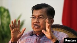 Wakil Presiden Jusuf Kalla dalam sebuah wawancara di Jakarta. (Foto: Dok)