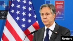 토니 블링컨 미 국무장관이 31일 체코 프라하에서 열린 북대서양조약기구(NATO·나토) 외무장관 회의 이후 기자들에게 발언하고 있다.