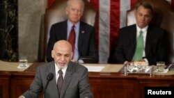 Presiden Afghanistan Ashraf Ghani memberikan pidato di hadapan Kongres AS di gedung Capitol di Washington, Rabu (25/3).