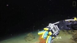 Sophisticated Robot Performs Delicate Undersea Research