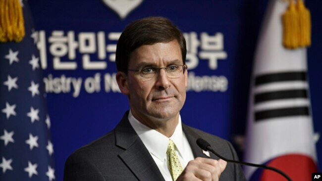 美国国防部长埃斯珀11月15日在韩国。（美联社）