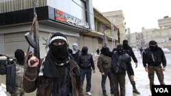 Para pemberontak Suriah akan mendapatkan dukungan keuangan jutaan dolar dari negara-negara Teluk.