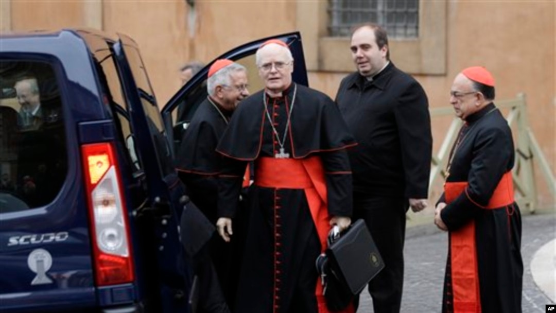 Đức Hồng Y Brazil Odilo Pedro Scherer đến Vatican dự hội nghị, 6/3/13