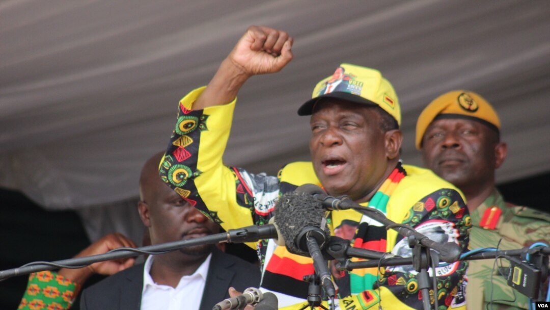 Perezida Zimbabwe Emmerson Mnangagwa 