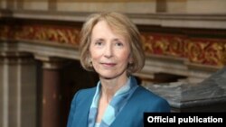 Böyük Britaniyanın Azərbaycandakı səfiri Kerol Krofts 