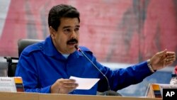 Pemerintah Venezuela hari Kamis (20/10) memblokir referendum untuk memecat Presiden Nicolas Maduro (foto: dok).