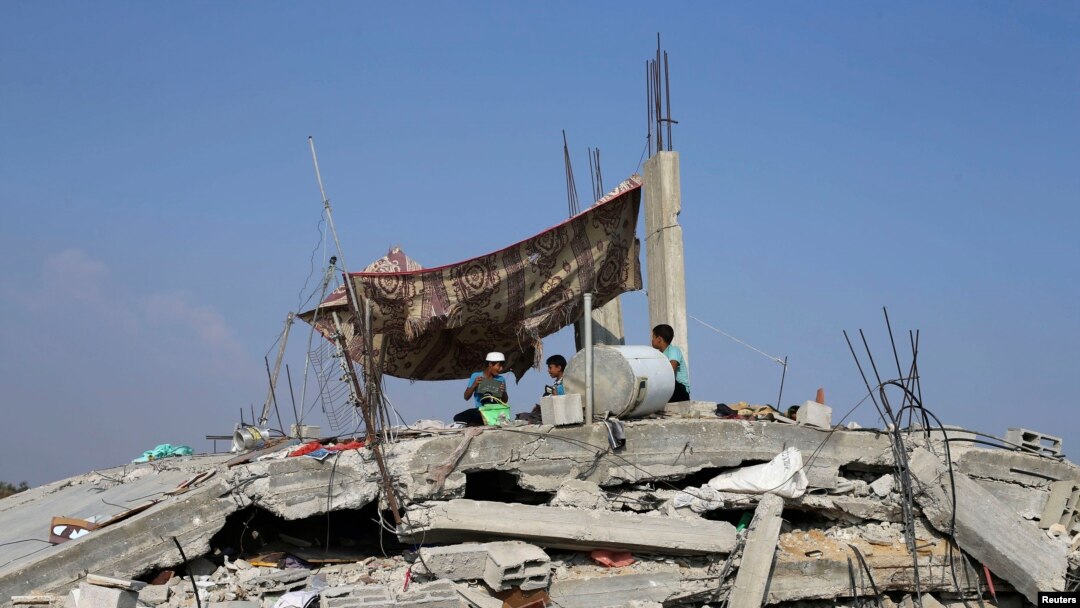 Inyubakwa yasambuwe n'ibitero vy'indege za gisirikare za Israel muri Gaza
