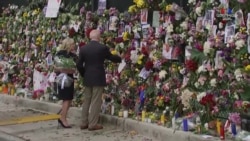 ԱՄՆ նախագահն ու առաջին տիկինն այցելել են Ֆլորիդայում մասնակի փլուզված շենքի մոտակայքում զոհերի հիշատակին նվիրված անկյուն և ծաղիկներ դրել