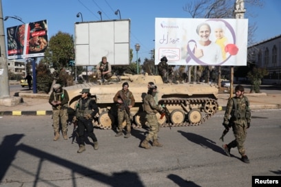 Onlayn jinsiy aloqada buzuqlar Guruh seks porno onlayn tomosha qiling