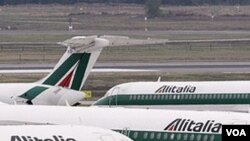 Armada Alitalia, sebuah maskapai penerbangan Italia.