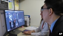 Los científicos creadores de fármacos también se beneficiarán porque saber con exactitud y más rápido si una medicina es efectiva o no.