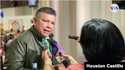 El diputado oficialista Wilfredo Navarro arremetió contra el presidente Iván Duque en la sesión de este jueves.