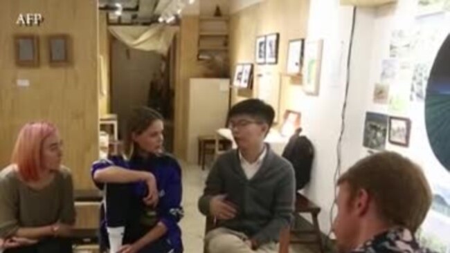 俄罗斯“暴动小猫”在香港力挺民主自由 俄罗斯“暴动小猫”在香港力挺民主自由