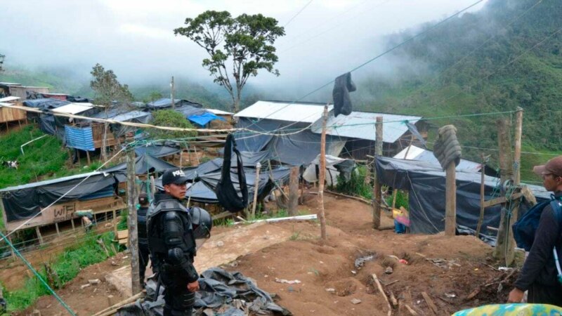 Ecuador declara la minería ilegal como una amenaza a la seguridad