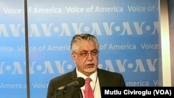 Ekber Ayazî