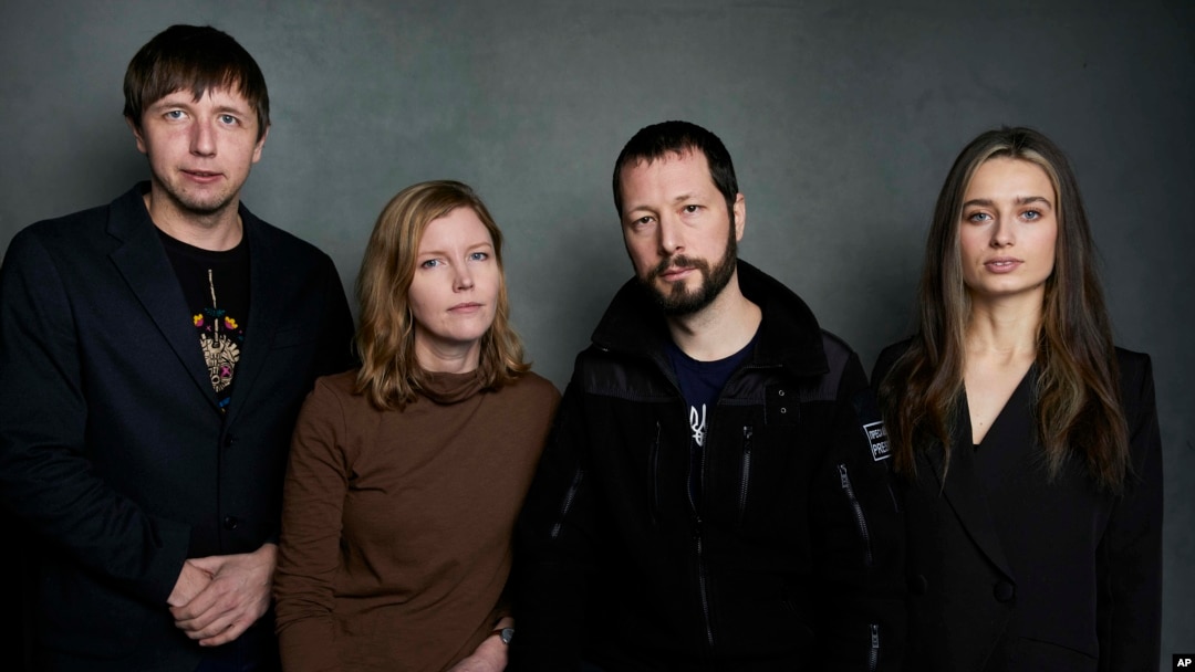 Direktor fotografije Jevgenij Maloletka, producentkinja "Frontlajna" Mišel Mizner, reditelj Mstislav Černov i producentkinja Vasilisa Stepanenko