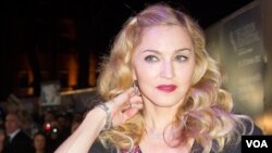 La cantante Madonna será la responsable de liderar el show que divertirá a los fanáticos del ´Super Bowl´el 5 de febrero de 2012.